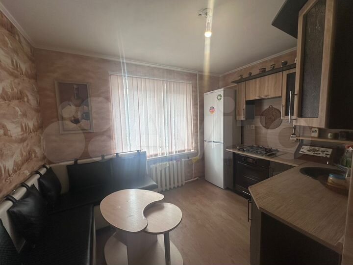 1-к. квартира, 40 м², 1/10 эт.