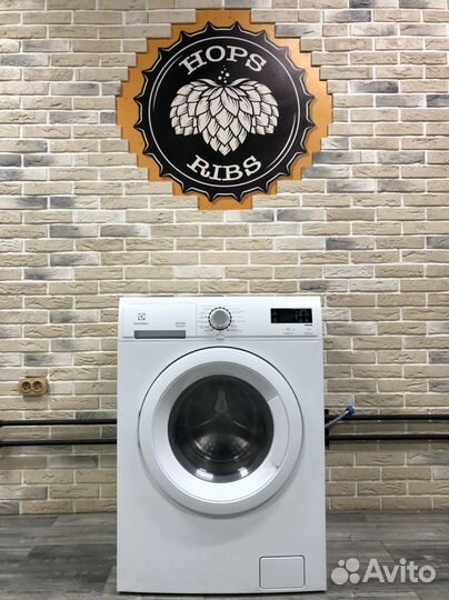Стиральная машина Electrolux 8 кг с сушкой 4 кг