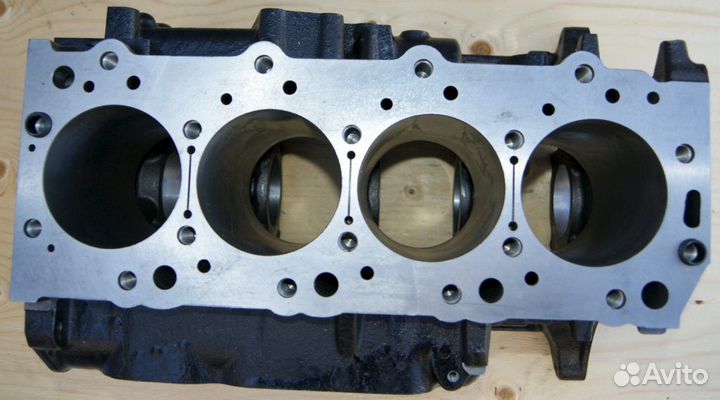 Блок двигателя D4BF Hyundai 2110242K00 GMP Корея