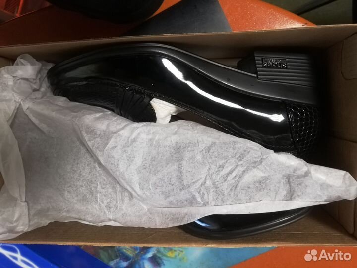 Туфли женские новые