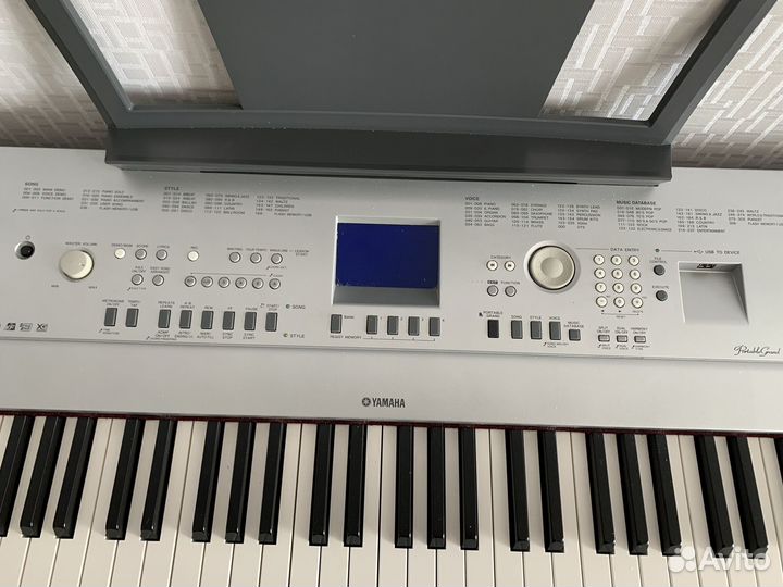 Синтезатор yamaha DGX-640