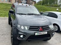 Mitsubishi Pajero Sport 2.5 AT, 2014, 190 000 км, с пробегом, цена 2 350 000 руб.