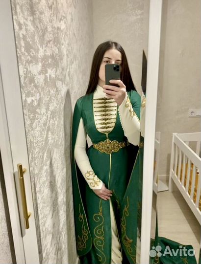 Национальное свадебное платье