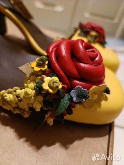 Туфли босоножки женские 