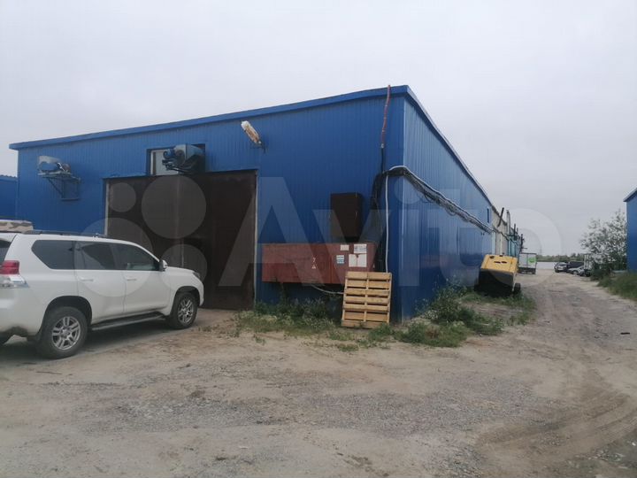 Гараж, > 30 м²