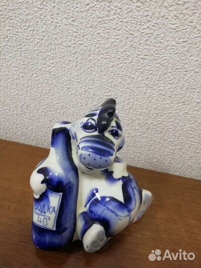 Фарфоровый сувенир