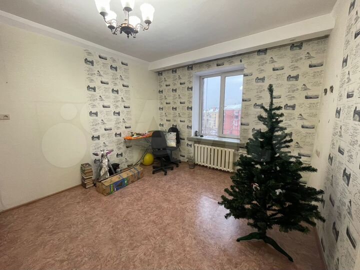 4-к. квартира, 93 м², 5/5 эт.
