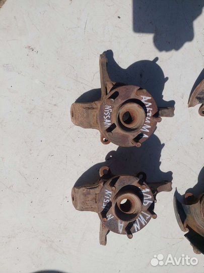 Поворотный кулак Ниссан прерию, алтима,алмера н16