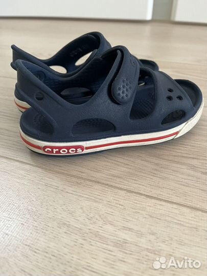 Сандалии crocs c8