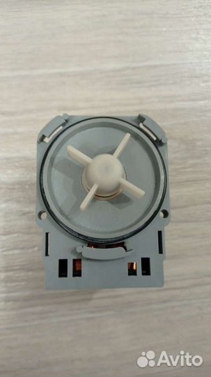 Насос,помпа стиральной машины