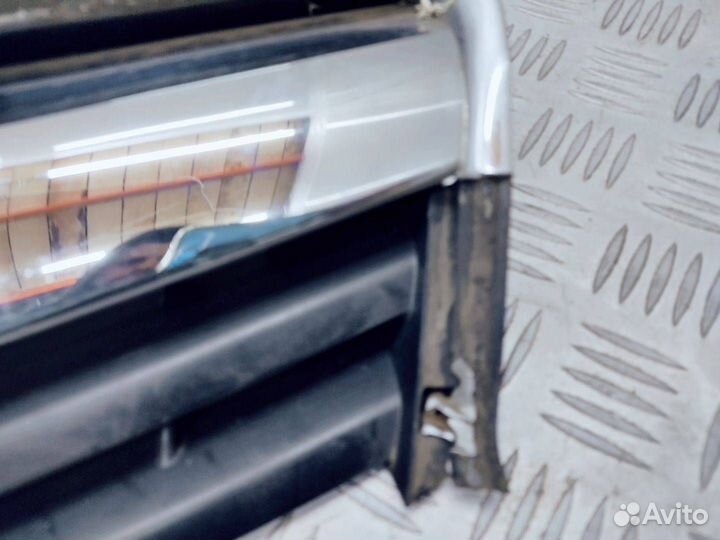 Решетка радиатора Opel Antara 2008 96433237