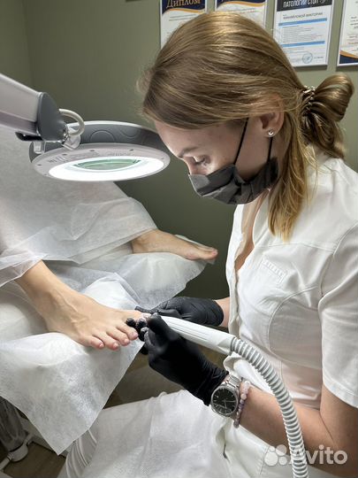 Бесплатно модели на педикюр