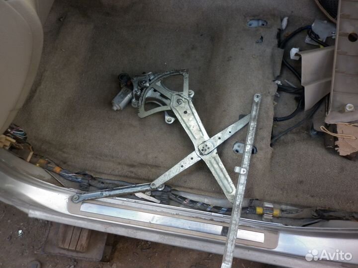 Стеклоподьемники тойота ипсум