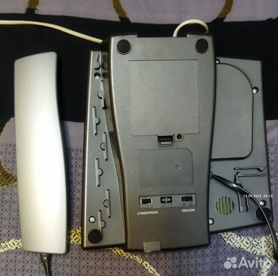 Стационарные телефоны Teleton и Panasonic. Трубка