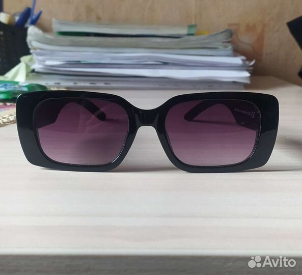 Солнцезащитные очки