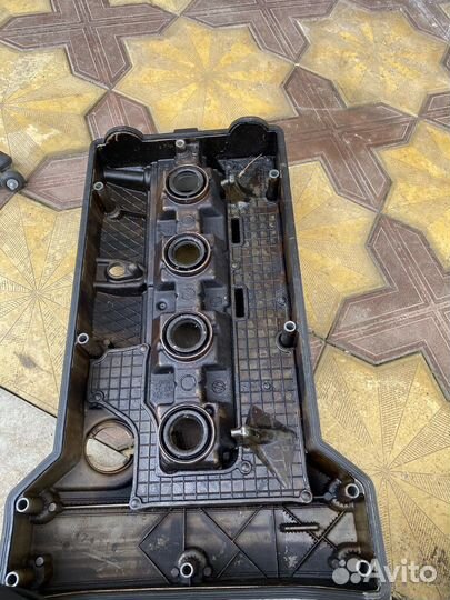 Клапанная крышка mercedes m111 w203