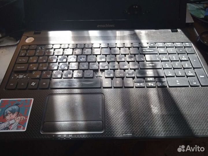 Ноутбук емашинес е732 на запчясти