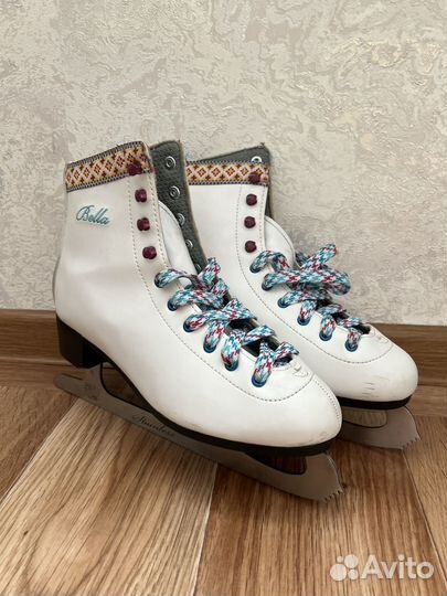 Коньки фигурные 39 размер