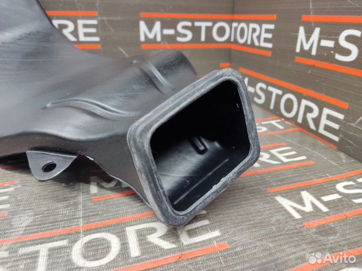 Воздуховод печки передний левый Bmw 5-Series E60