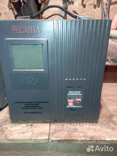 Стабилизатор напряжения Ресанта. 1000, 1500 и 5000