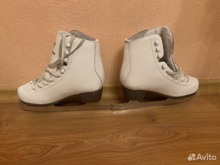 Коньки фигурные Nordway 215