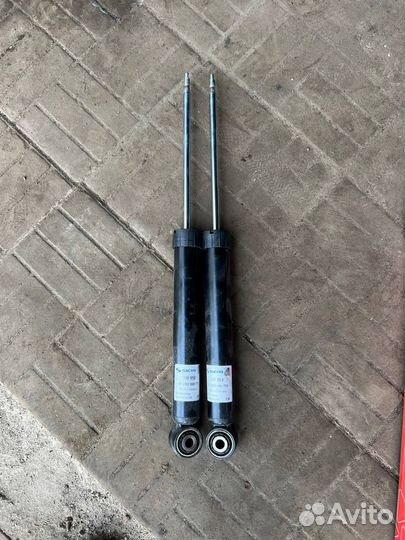 Комплект амортизаторов Skoda Octavia A5Fl