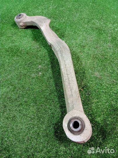 Рычаг подвески задний правый Nissan X-Trail DNT31