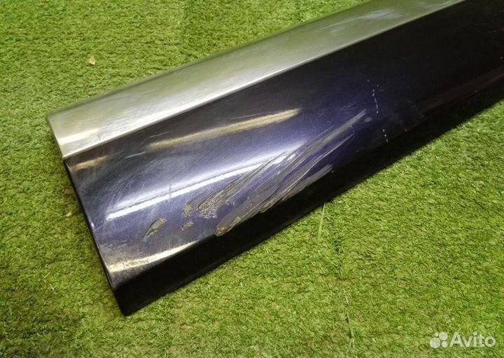 Накладка двери передняя правая Volvo Xc90