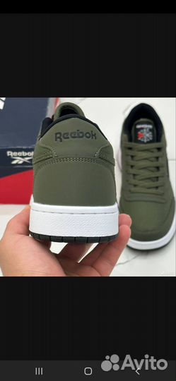 Весенние мужские кроссовки Reebok Classic хаки