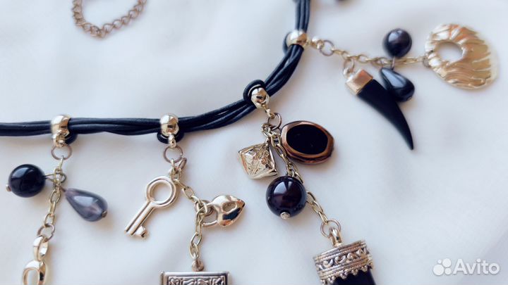 Украшение на свадьбу, цвет золота