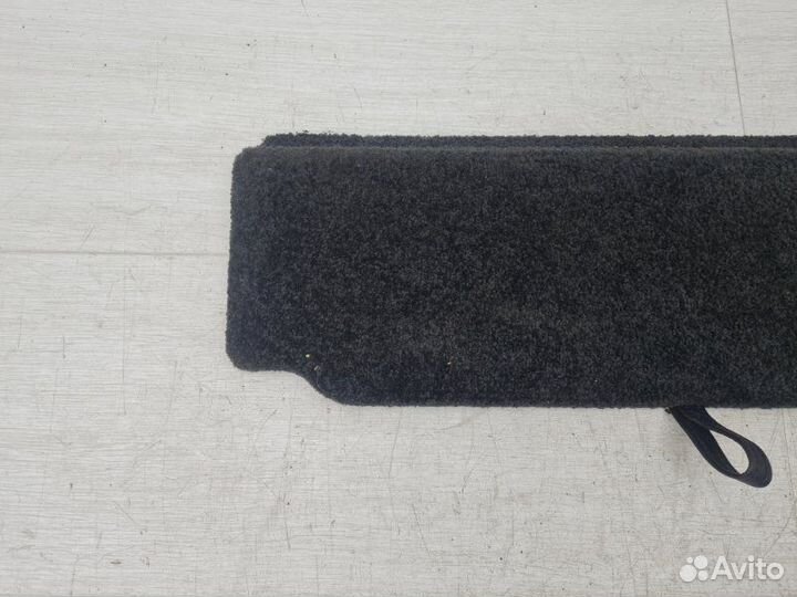 Обшивка багажника левая Land Rover Range Rover