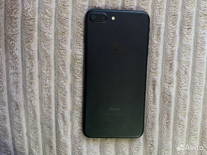 Телефон iPhone 7 plus