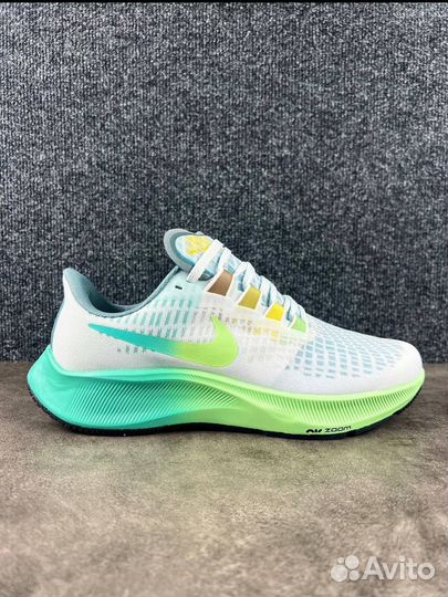 Кроссовки Nike Air Zoom Structure