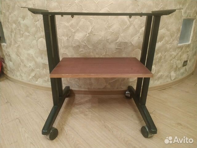 Подставка для аппаратуры