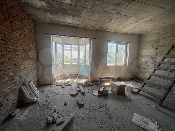 3-к. квартира, 123 м², 3/4 эт.