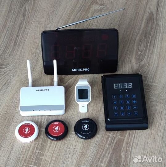 Кнопка вызова персонала и официанта в ассортименте