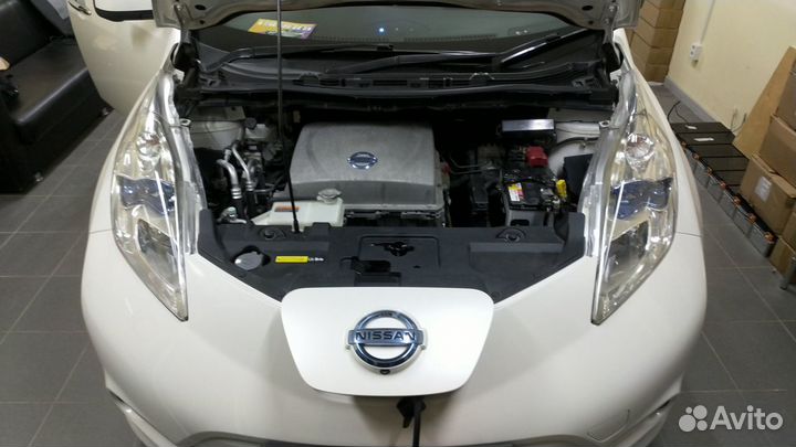 Nissan Leaf AT, 2013, 58 800 км