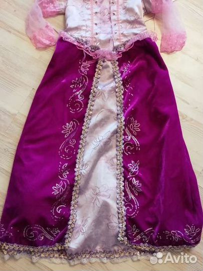 Костюм новогодний карнавальный Рапунцель 7-8 лет