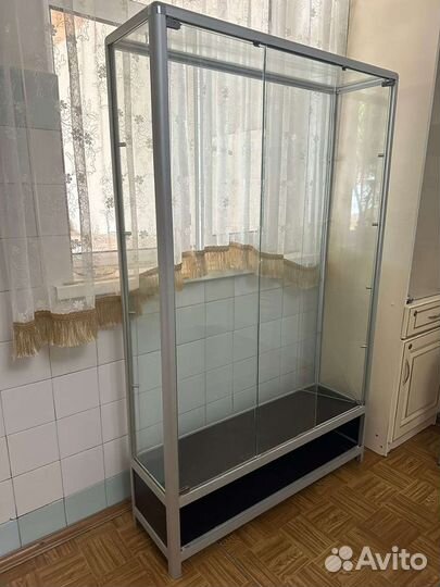 Тумбочки для салона