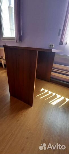 Письменный стол