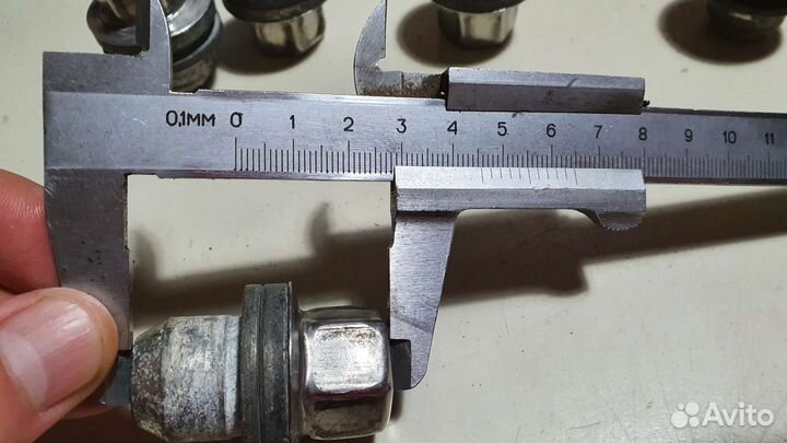 Гайка колеса Toyota Land Cruiser Prado 150