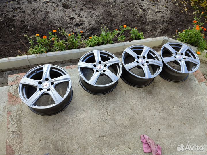 Диски литые r16x7. 5x112.д.о 66.6