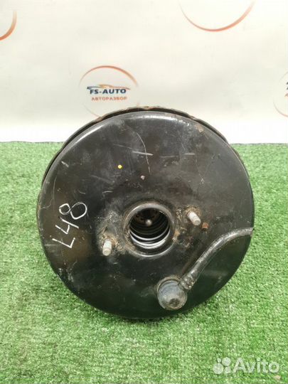 Вакуумный усилитель тормозов Renault Logan седан