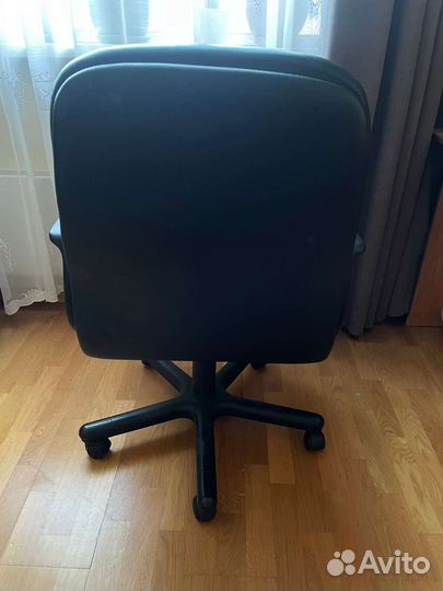Компьютерное кресло
