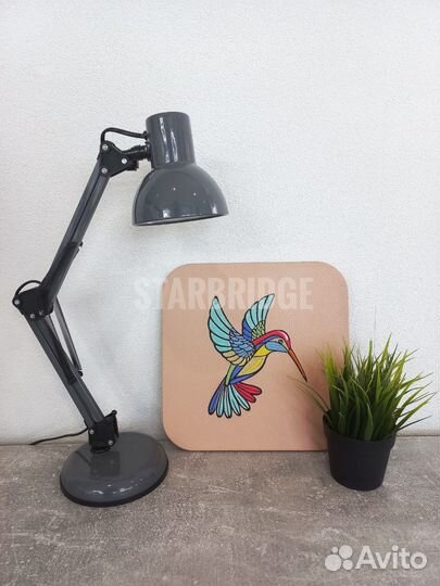 Настольный светильник