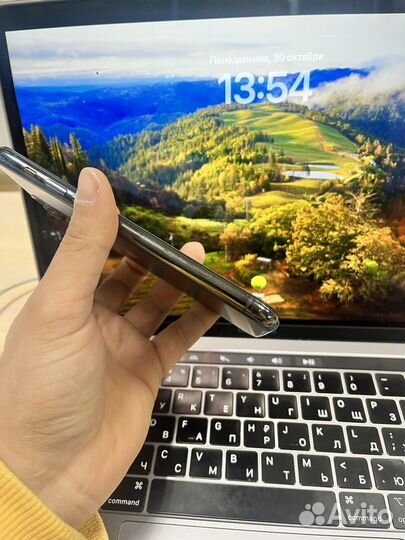 iPhone 11 Pro, 64 ГБ