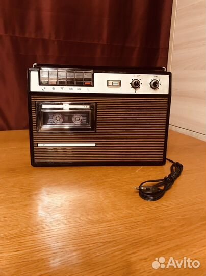 Кассетный магнитофон электроника 302