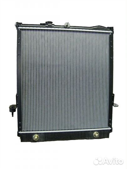 Новый радиатор Mitsubishi (Митсубиси)