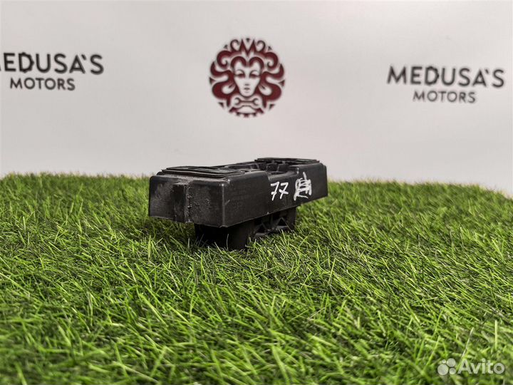 Поддомкратник Mercedes-Benz Gle-Class C292 бензин