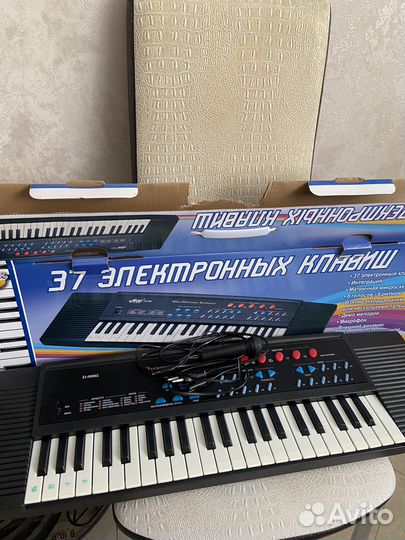 Синтезатор